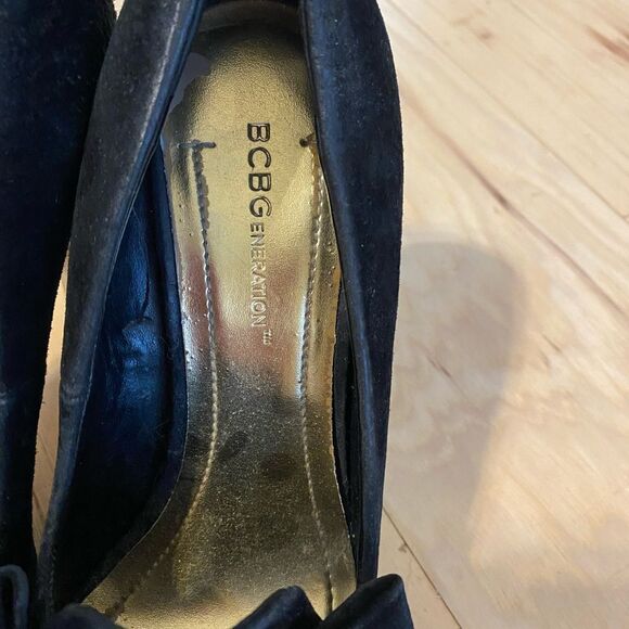 BCBGeneration Persia Bow Suede Pump size 6.5 - Picture 6 of 11